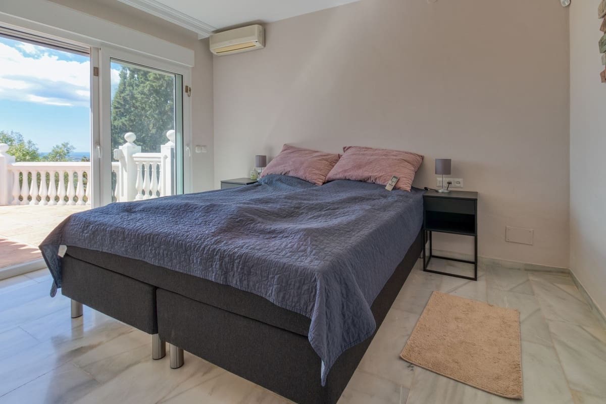 5 Zimmer Villa zu verkaufen in Mijas mit Pool - 1.345.000 € (Ref: 9540351)