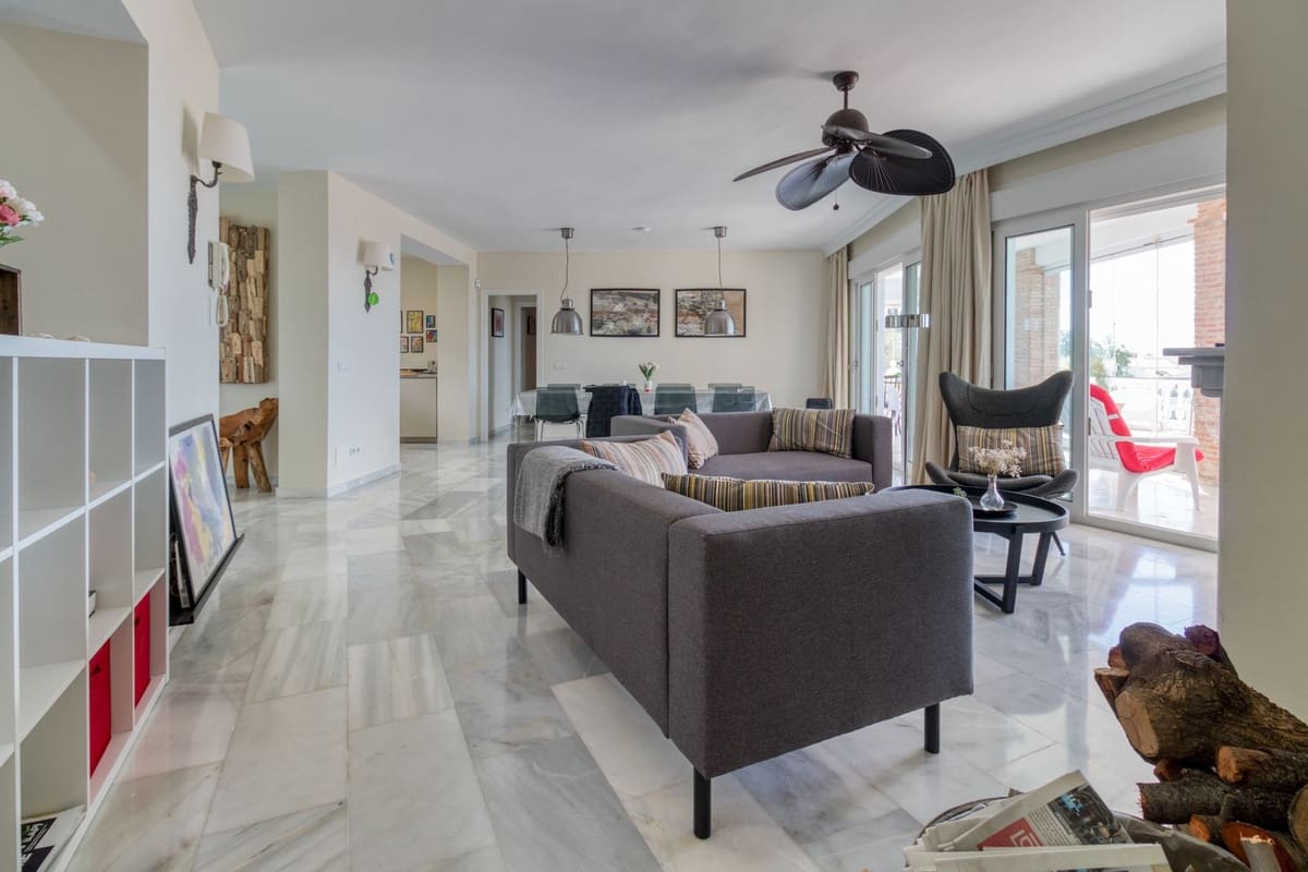 5 Zimmer Villa zu verkaufen in Mijas mit Pool - 1.345.000 € (Ref: 9540351)