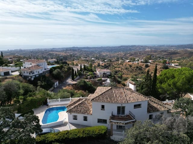 5 Zimmer Villa zu verkaufen in Mijas pueblo, Mijas mit Pool - 1.345.000 € (Ref: 9540351)