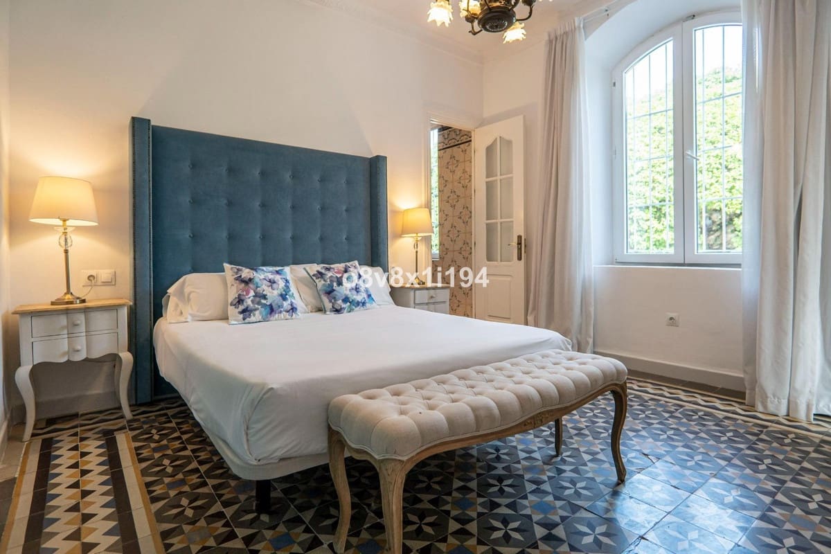 5 bedroom Villa for sale in Malaga city with pool garage - € 1,349,000 (Ref: 9540352)