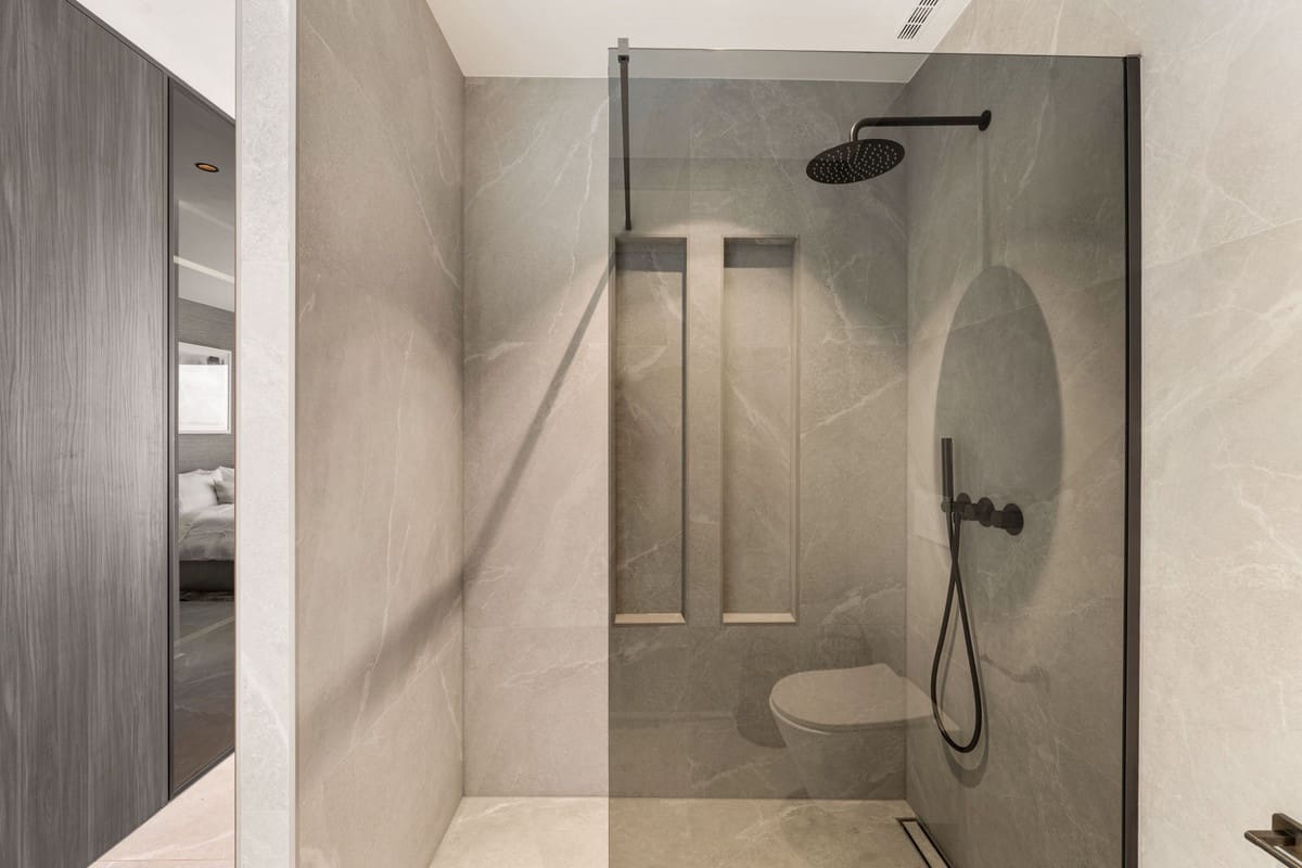 3 sypialnia Apartament na sprzedaż w Benahavis z basenem - 1 350 000 € (Ref: 9540359)