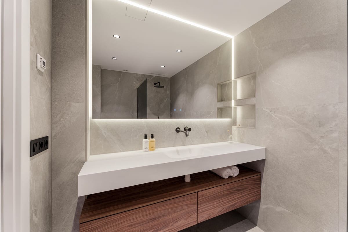 3 sypialnia Apartament na sprzedaż w Benahavis z basenem - 1 350 000 € (Ref: 9540359)