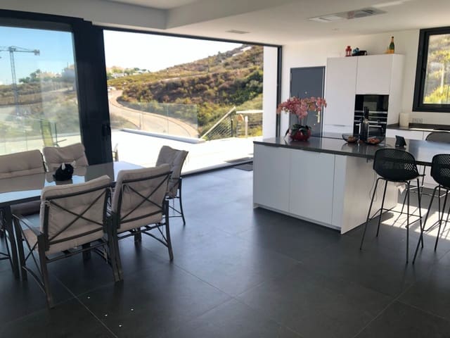 4 slaapkamer Villa te koop in La Cala Golf, Mijas met zwembad garage - € 1.350.000 (Ref: 9540362)