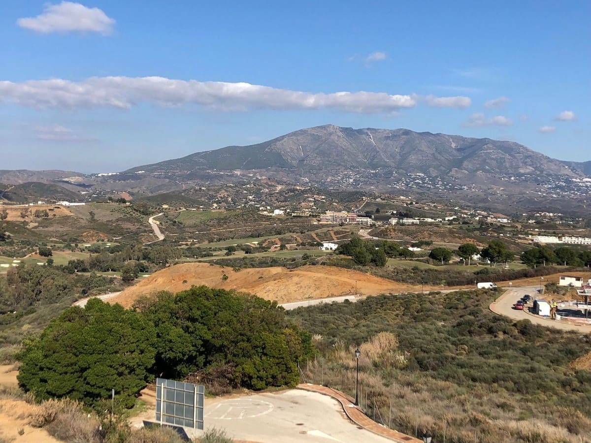 4 slaapkamer Villa te koop in La Cala Golf met zwembad garage - € 1.350.000 (Ref: 9540362)