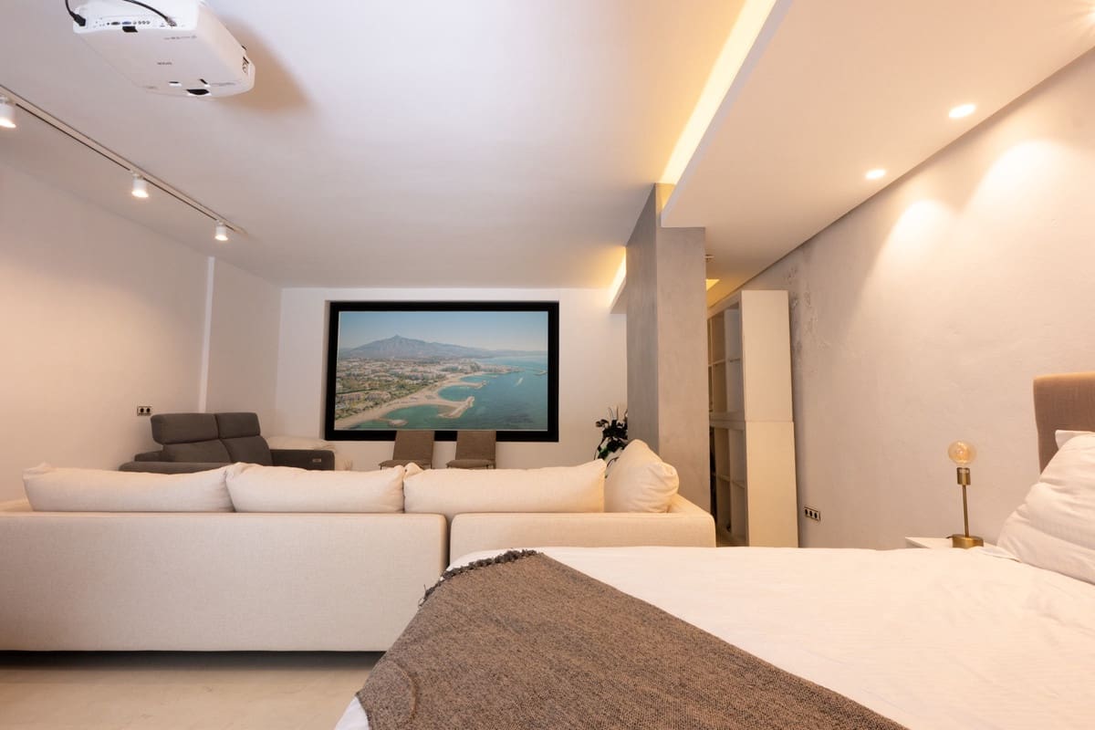 2 bedroom Townhouse for sale in Golden Mile - € 1,350,000 (Ref: 9540364)