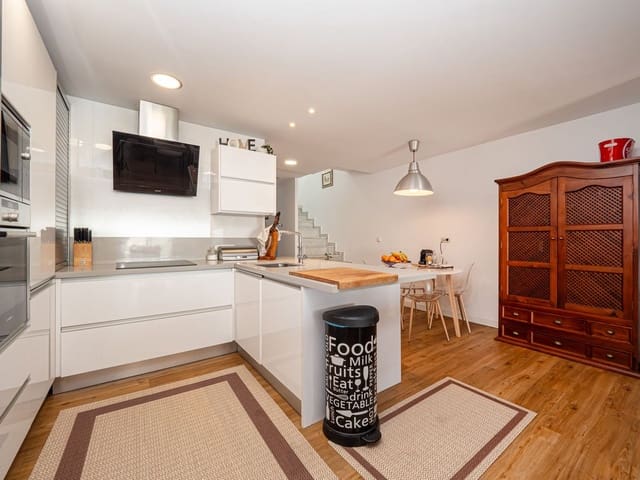 5 slaapkamer Halfvrijstaande villa te koop in El Candado, Málaga stad met zwembad garage - € 1.375.000 (Ref: 9540372)