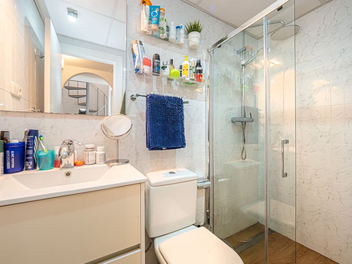 5 slaapkamer Halfvrijstaande villa te koop in Malaga stad met zwembad garage - € 1.375.000 (Ref: 9540372)