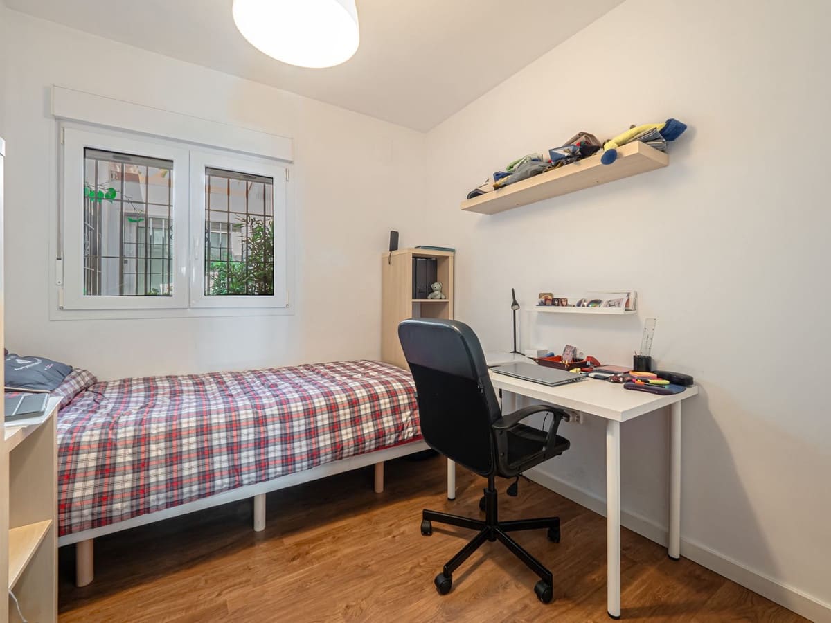 5 slaapkamer Halfvrijstaande villa te koop in Malaga stad met zwembad garage - € 1.375.000 (Ref: 9540372)