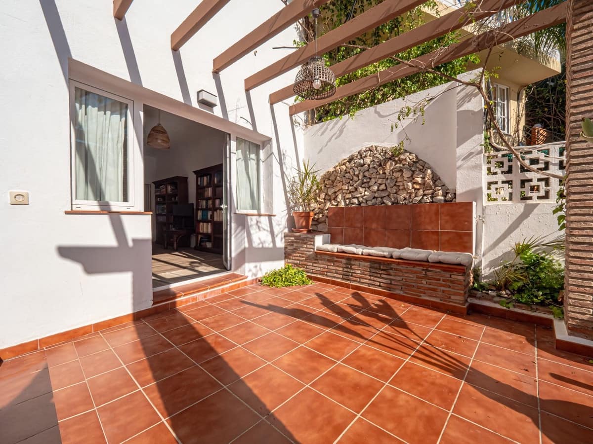 5 slaapkamer Halfvrijstaande villa te koop in Malaga stad met zwembad garage - € 1.375.000 (Ref: 9540372)