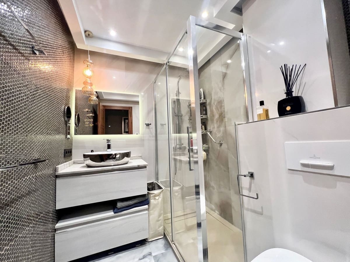 4 sypialnia Apartament na sprzedaż w San Pedro de Alcantara z basenem - 1 380 000 € (Ref: 9540374)