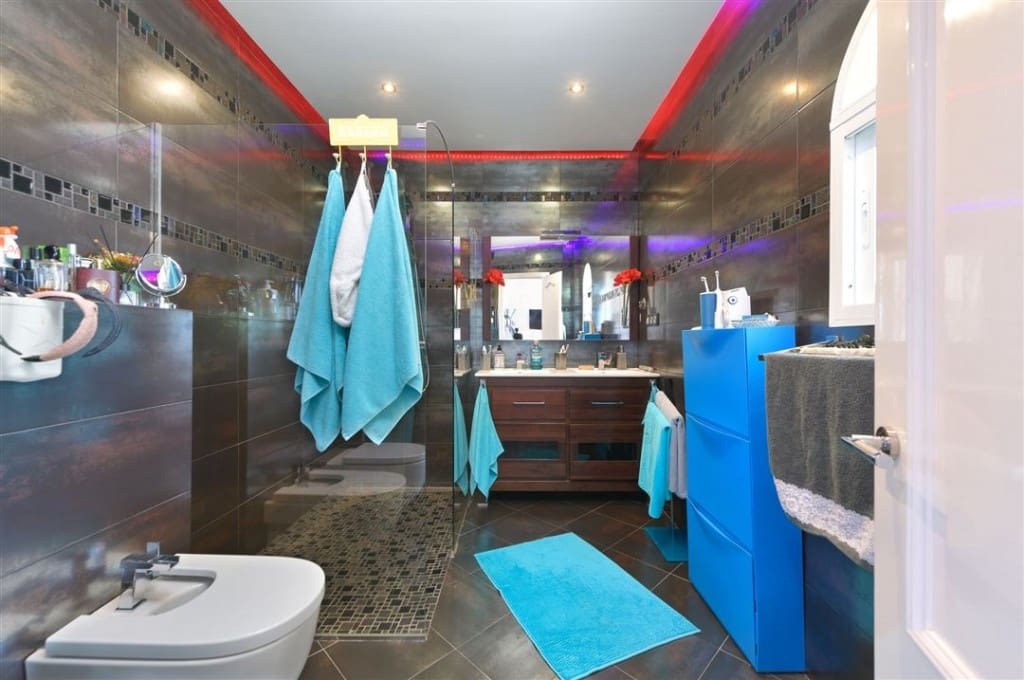 9 sypialnia Willa na sprzedaż w Alhaurin de la Torre z basenem garażem - 1 380 000 € (Ref: 9540375)