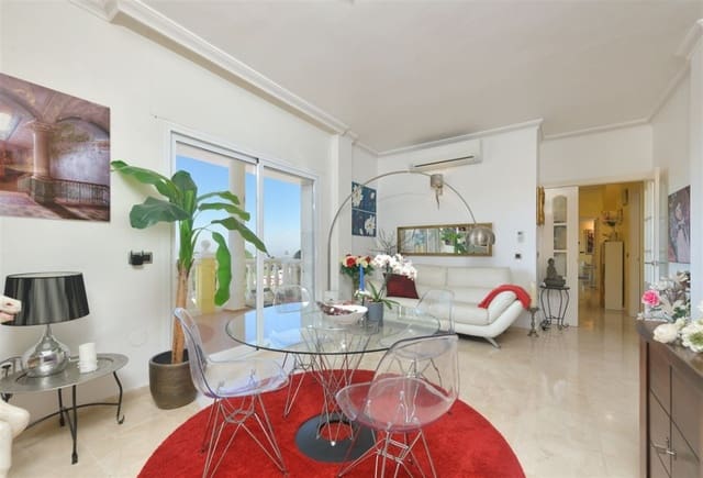 9 Zimmer Villa zu verkaufen in Alhaurín de la Torre mit Pool Garage - 1.380.000 € (Ref: 9540375)