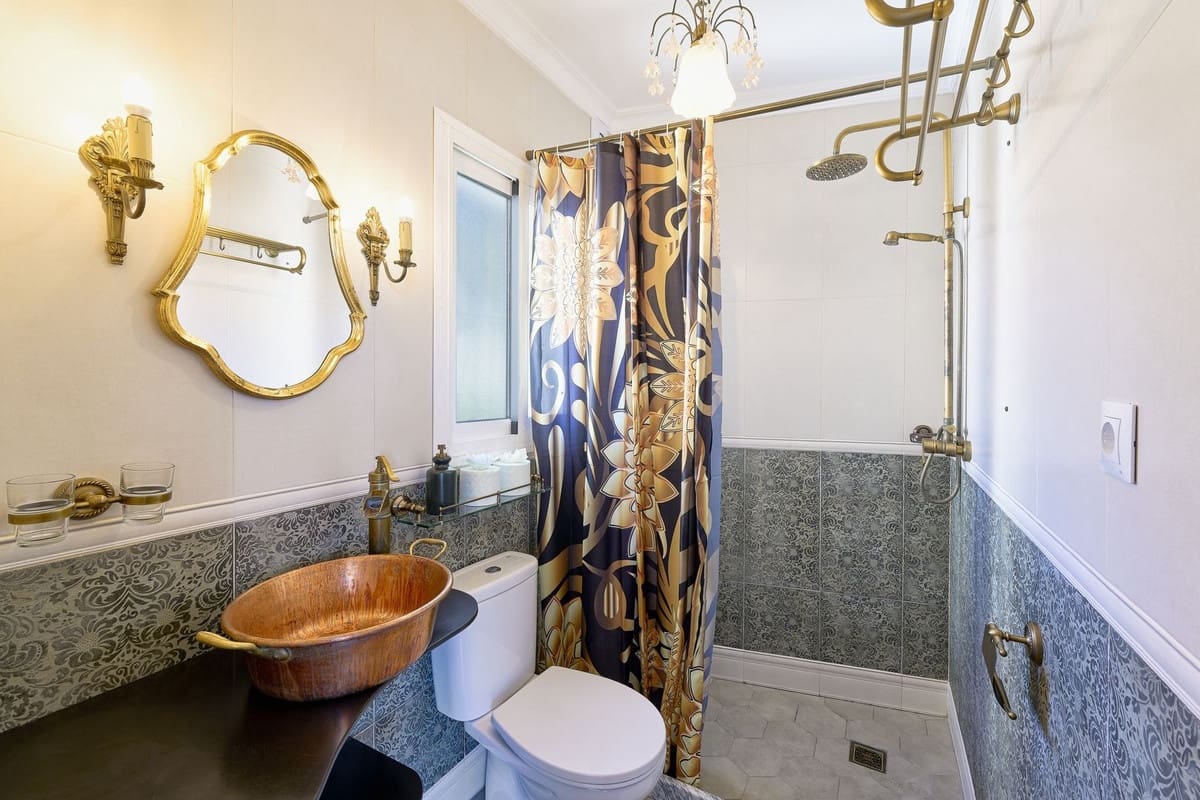 Chalet de 6 habitaciones en Fuengirola en venta con piscina - 1.390.000 € (Ref: 9540382)