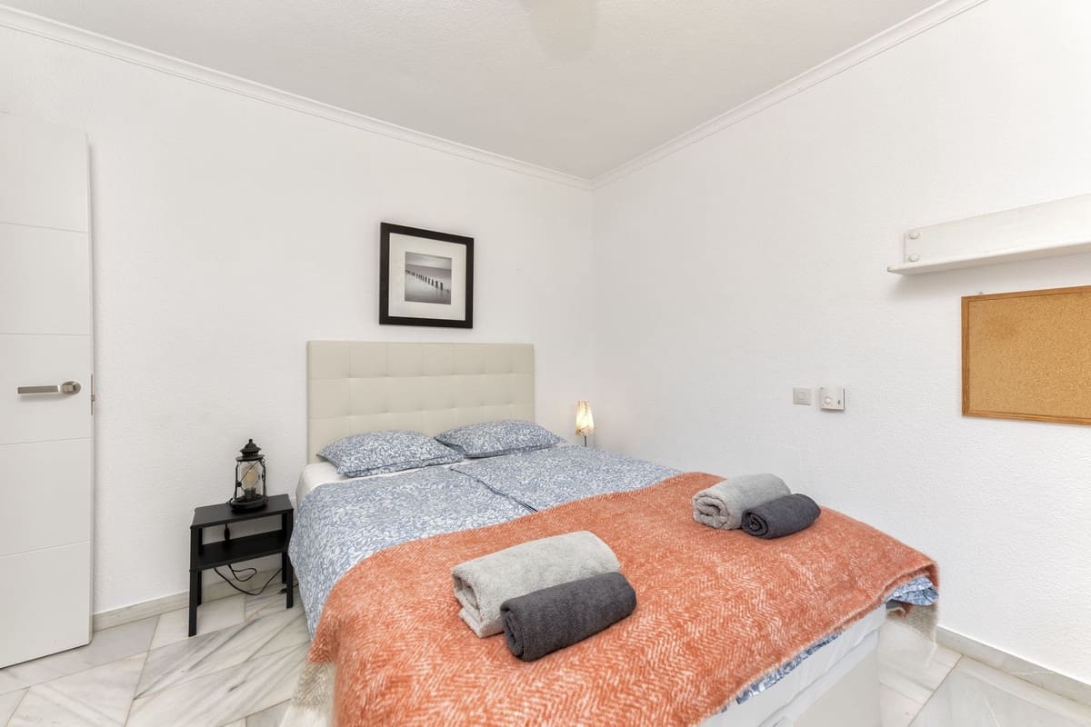 6 soveværelse Villa til salg i Benalmadena Costa med swimmingpool - € 1.390.000 (Ref: 9540383)