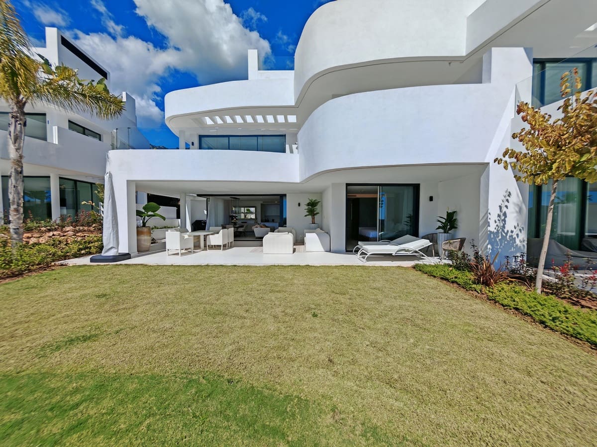 3 sypialnia Apartament na sprzedaż w Ojen z basenem - 1 395 000 € (Ref: 9540384)