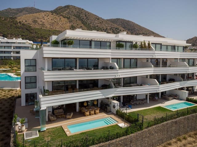 3 slaapkamer Appartement te koop in Centro ciudad, Fuengirola met zwembad - € 1.395.000 (Ref: 9540385)