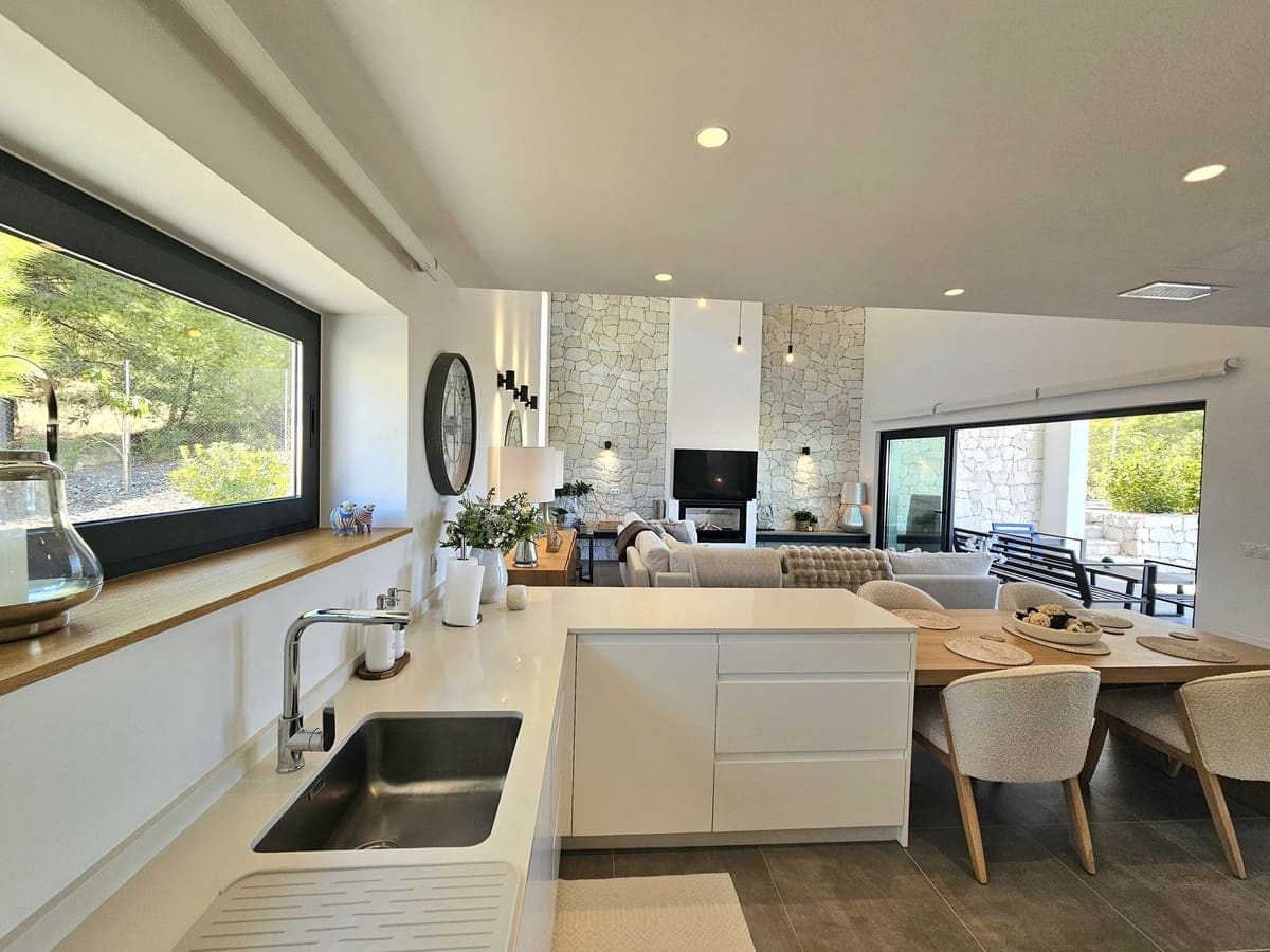 3 quarto Moradia para venda em Mijas com piscina garagem - 1 395 000 € (Ref: 9540389)