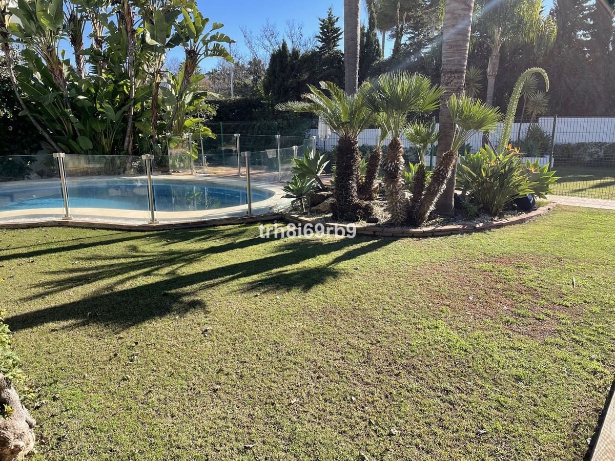 3 soveværelse Villa til salg i Cancelada med swimmingpool - € 1.395.000 (Ref: 9540390)