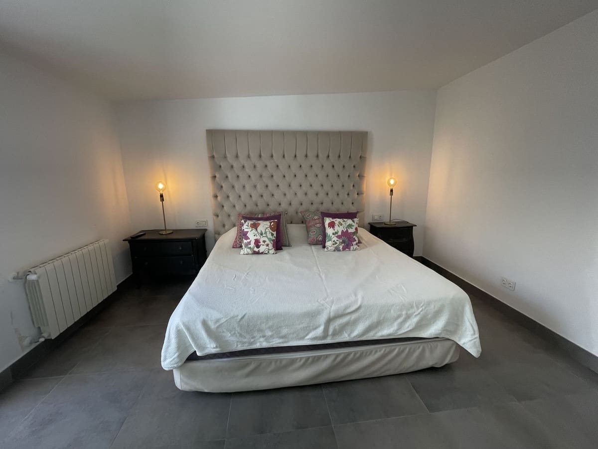 Chalet de 3 habitaciones en San Pedro de Alcantara en venta con piscina garaje - 1.395.000 € (Ref: 9540391)