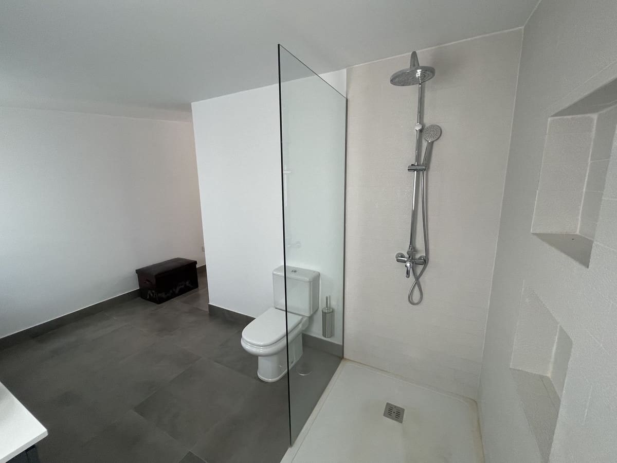 Chalet de 3 habitaciones en San Pedro de Alcantara en venta con piscina garaje - 1.395.000 € (Ref: 9540391)