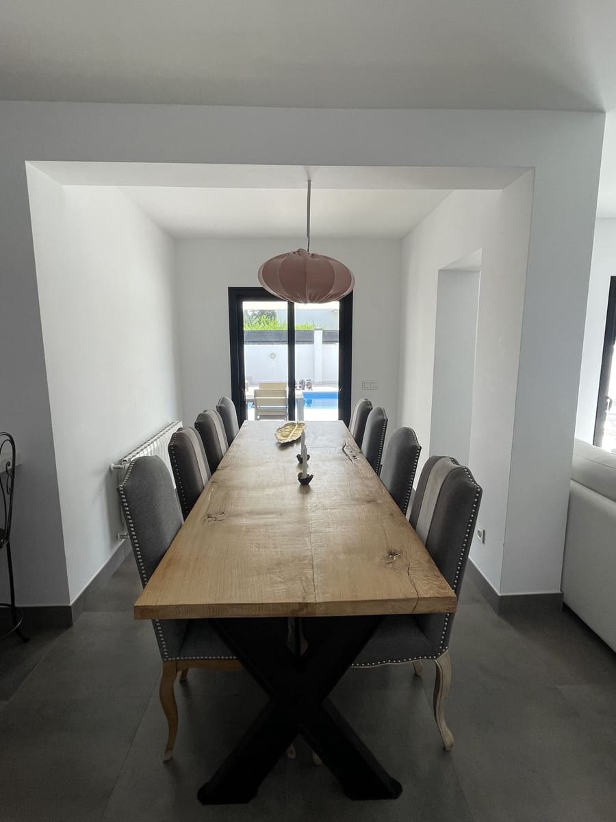 3 makuuhuone Huvila myytävänä paikassa San Pedro de Alcantara mukana uima-altaan 
autotalli - 1 395 000 € (Ref: 9540391)