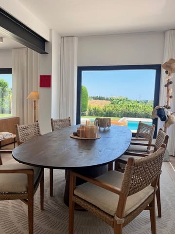 3 soveværelse Villa til salg i Cancelada, Estepona med swimmingpool - € 1.395.000 (Ref: 9540392)