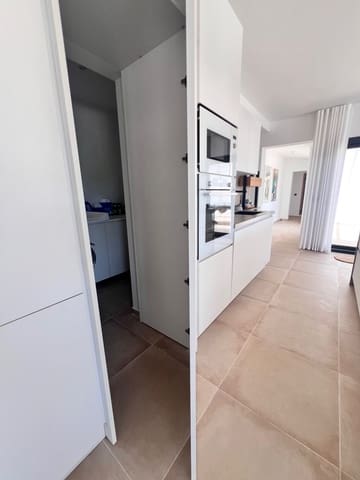 3 soveværelse Villa til salg i Cancelada, Estepona med swimmingpool - € 1.395.000 (Ref: 9540392)