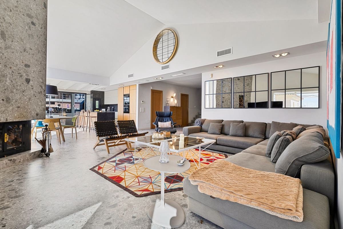 3 soveværelse Villa til salg i Benalmadena med swimmingpool garage - € 1.395.000 (Ref: 9540393)