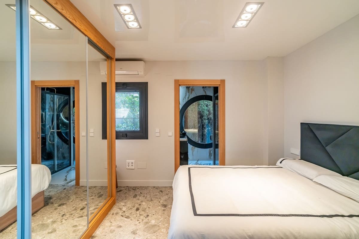 3 soveværelse Villa til salg i Benalmadena med swimmingpool garage - € 1.395.000 (Ref: 9540393)
