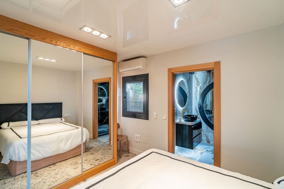 3 soveværelse Villa til salg i Benalmadena med swimmingpool garage - € 1.395.000 (Ref: 9540393)