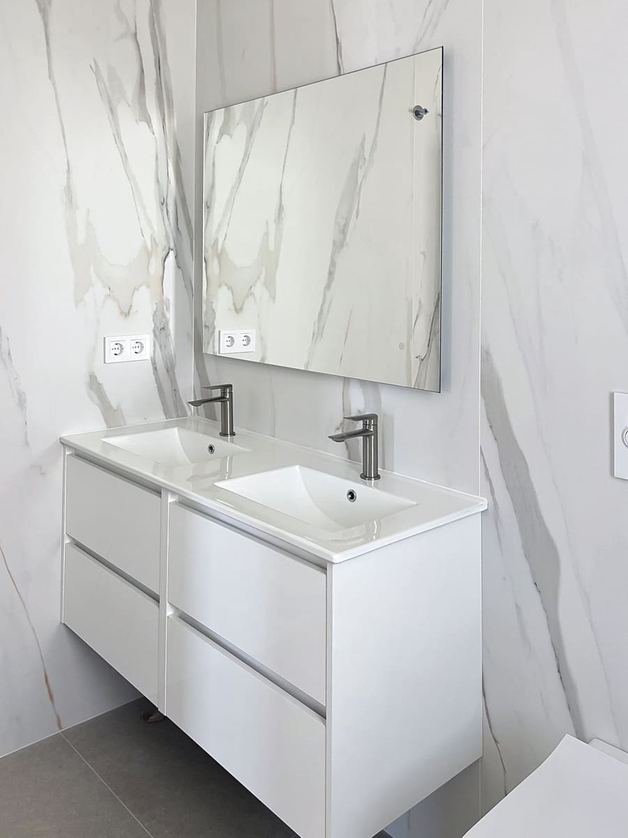 4 soverom Villa til salgs i Manilva med svømmebasseng - € 1 395 000 (Ref: 9540395)