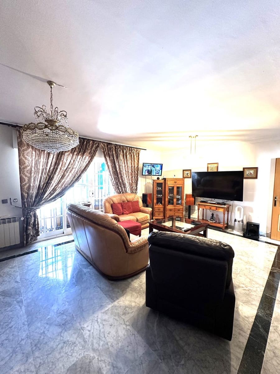 5 sypialnia Willa na sprzedaż w San Pedro de Alcantara z basenem - 1 395 000 € (Ref: 9540396)