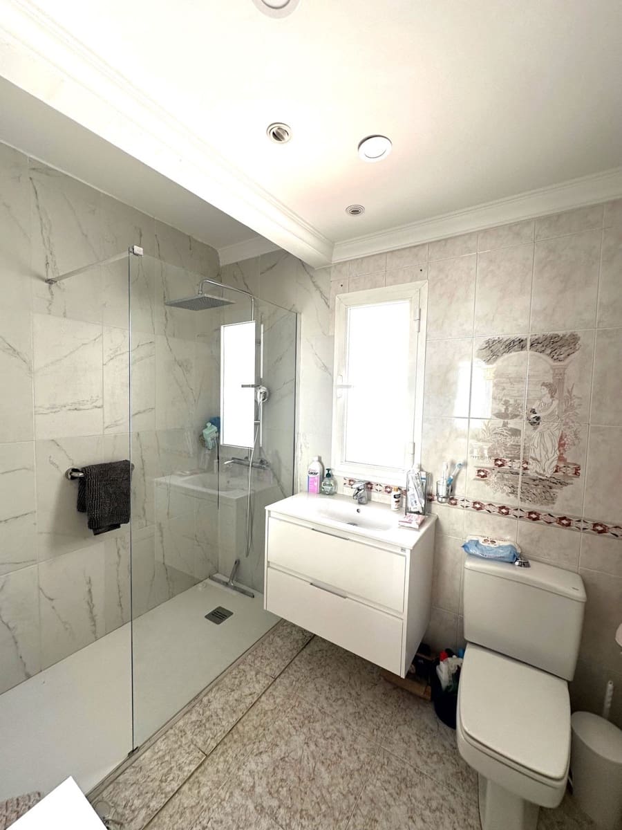 5 sypialnia Willa na sprzedaż w San Pedro de Alcantara z basenem - 1 395 000 € (Ref: 9540396)