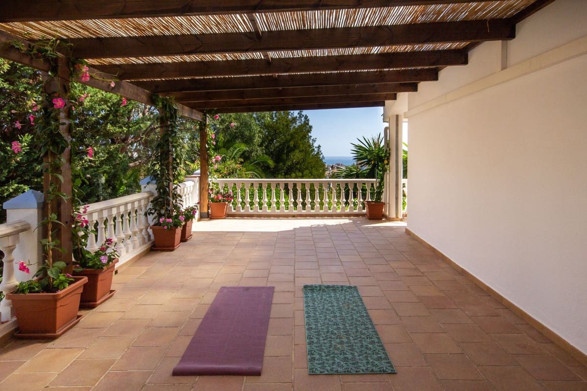 Chalet de 7 habitaciones en Mijas Costa en venta con piscina garaje - 1.395.000 € (Ref: 9540397)