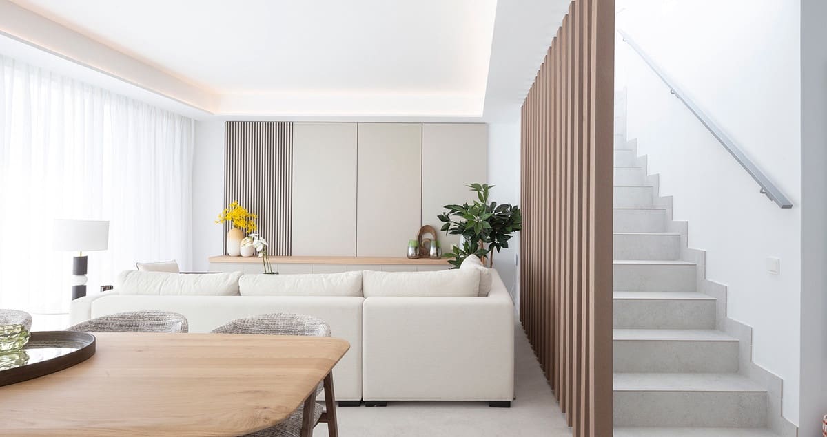 3 sypialnia Apartament na sprzedaż w Marbella z basenem garażem - 1 245 000 € (Ref: 9540399)