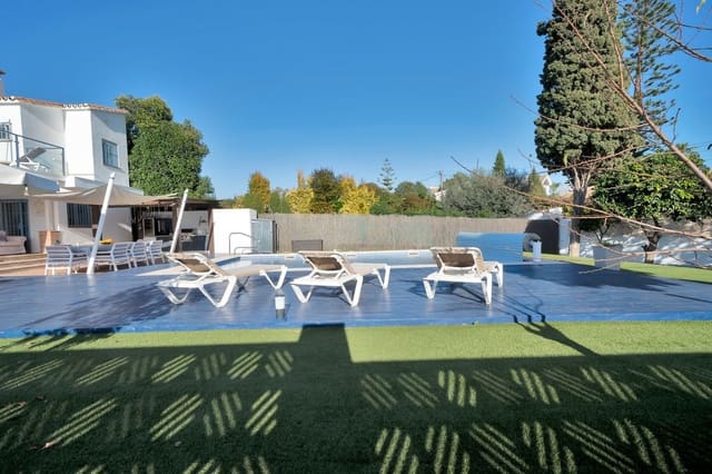 4 chambre Villa/Maison à vendre à San Pedro de Alcántara Pueblo, Marbella avec piscine garage - 1 400 000 € (Ref: 9540407)