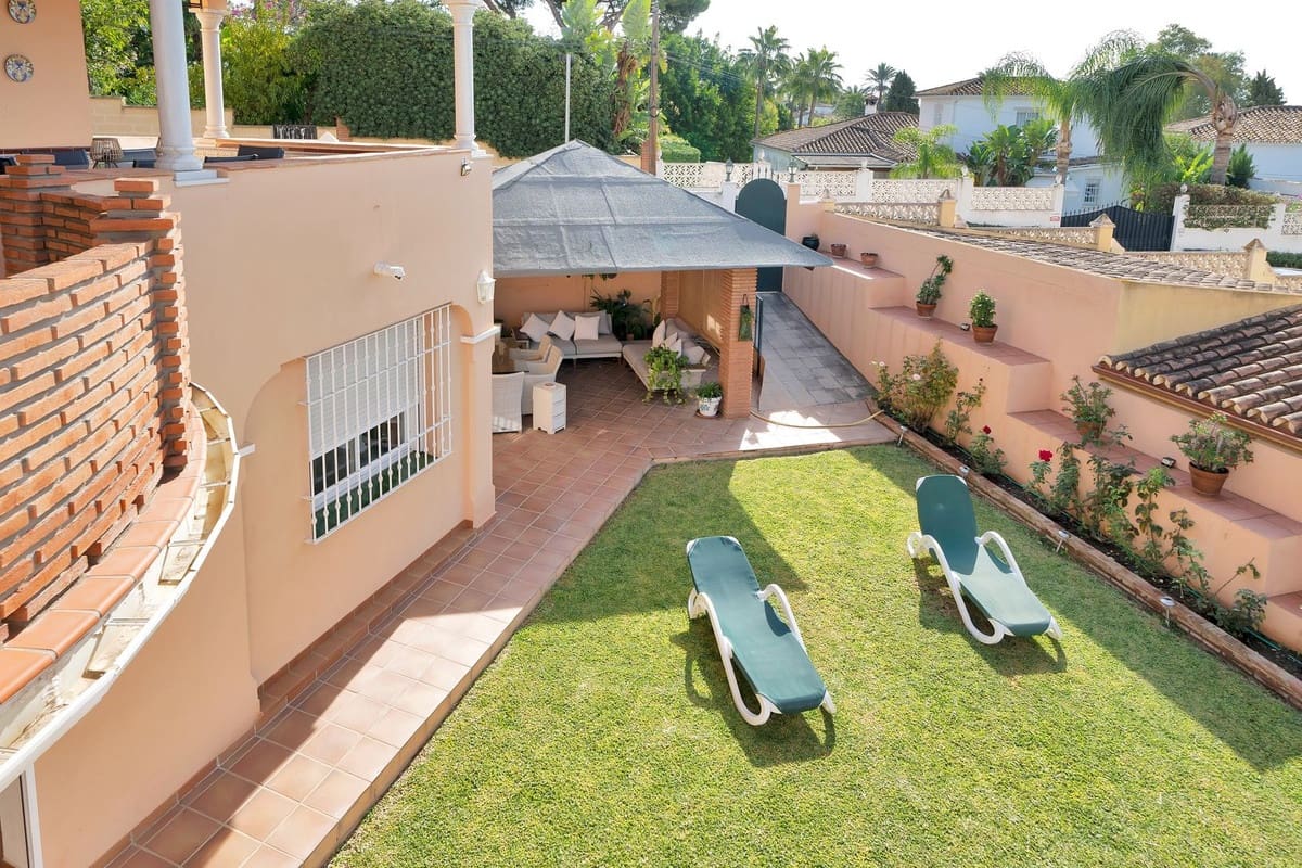 6 soveværelse Villa til salg i San Pedro de Alcantara med swimmingpool garage - € 1.400.000 (Ref: 9540409)