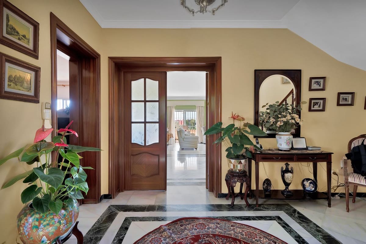 6 chambre Villa/Maison à vendre à San Pedro de Alcantara avec piscine garage - 1 350 000 € (Ref: 9540409)