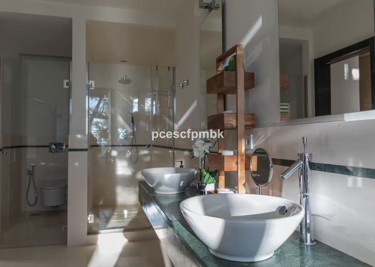 2 quarto Casa em Banda para venda em Golden Mile com piscina - 1 400 000 € (Ref: 9540410)