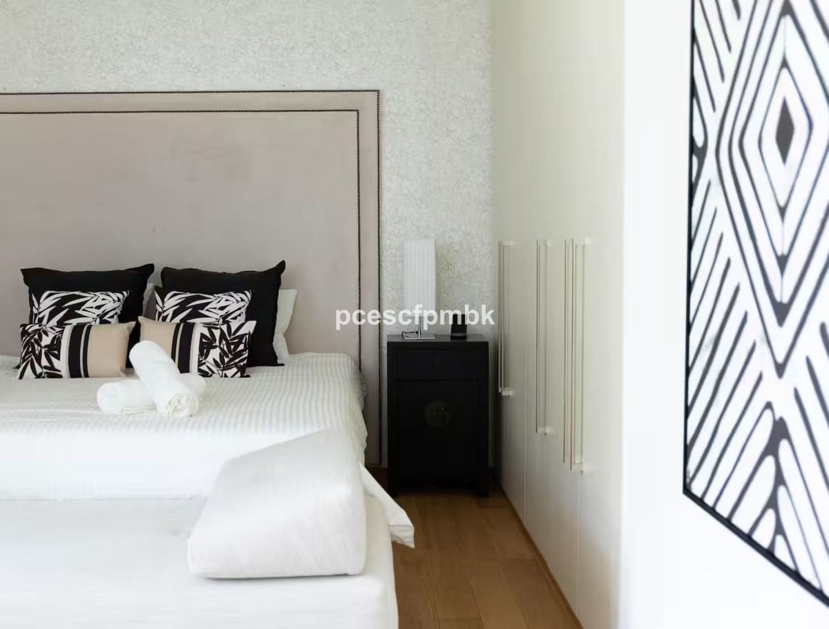 2 quarto Casa em Banda para venda em Golden Mile com piscina - 1 400 000 € (Ref: 9540410)