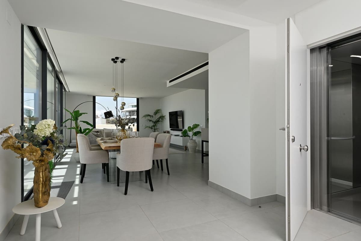 3 quarto Penthouse para venda em Fuengirola com piscina garagem - 1 445 000 € (Ref: 9540420)