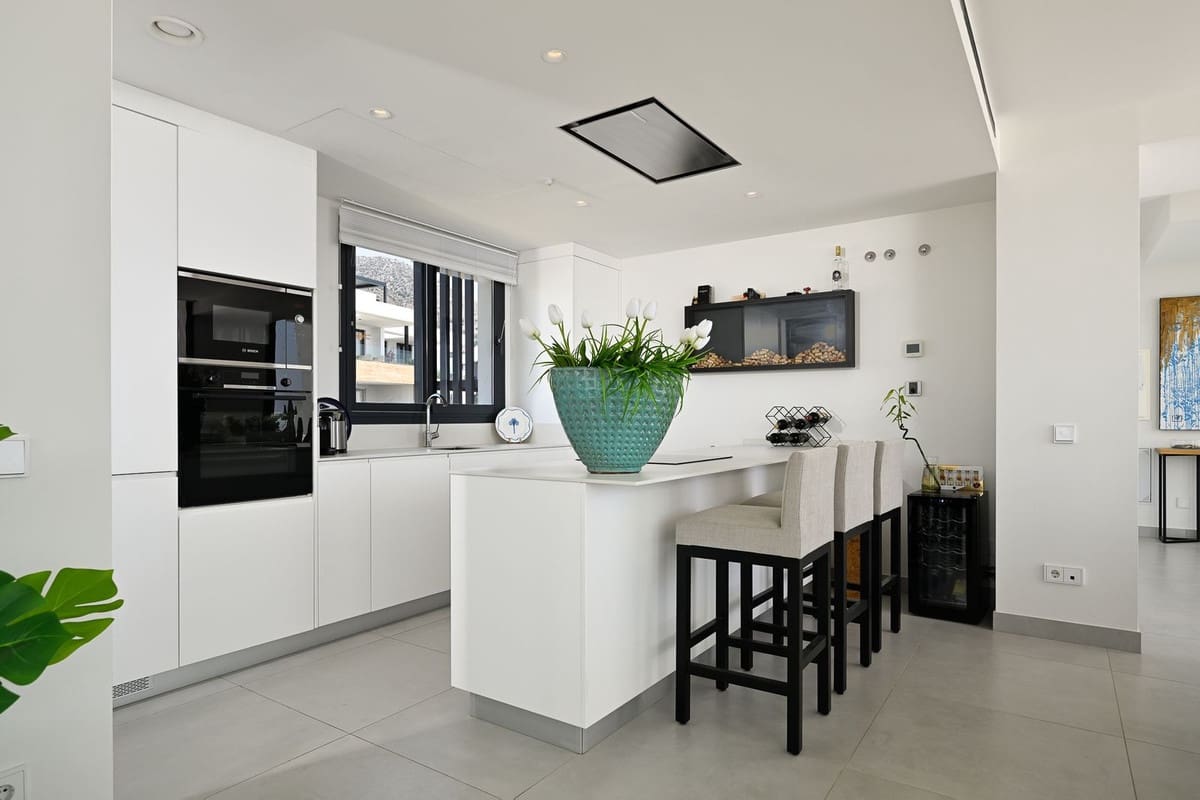 3 quarto Penthouse para venda em Fuengirola com piscina garagem - 1 445 000 € (Ref: 9540420)