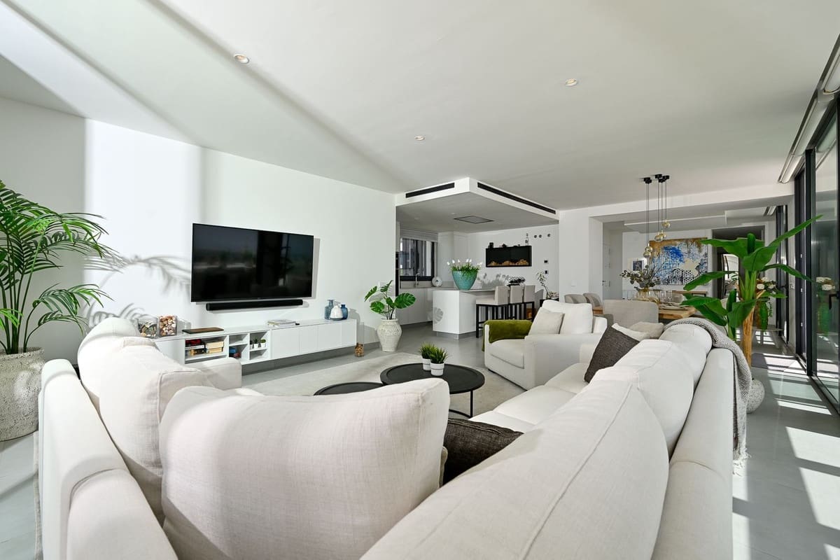 3 quarto Penthouse para venda em Fuengirola com piscina garagem - 1 445 000 € (Ref: 9540420)