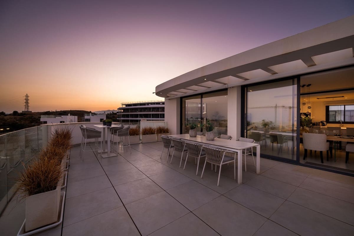 3 quarto Penthouse para venda em Fuengirola com piscina garagem - 1 445 000 € (Ref: 9540420)