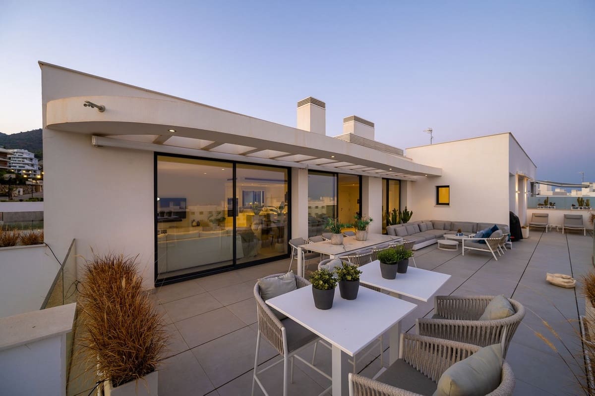 3 quarto Penthouse para venda em Fuengirola com piscina garagem - 1 445 000 € (Ref: 9540420)