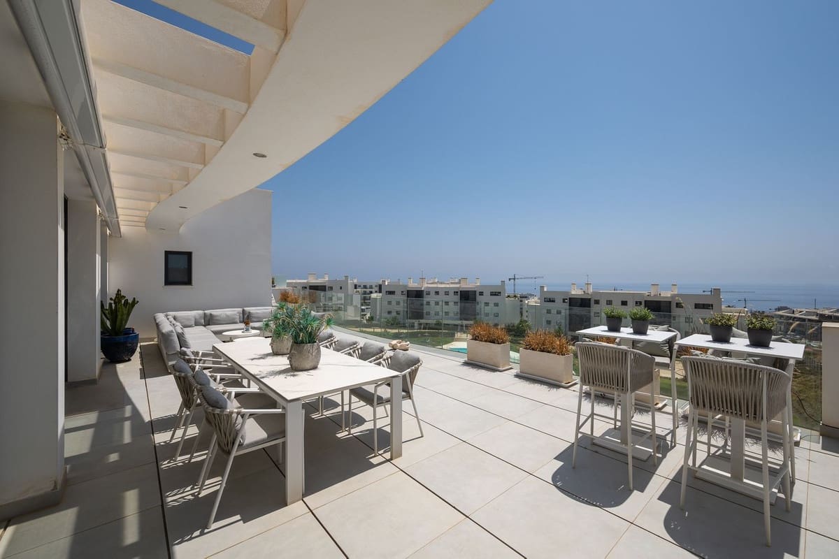 3 quarto Penthouse para venda em Fuengirola com piscina garagem - 1 445 000 € (Ref: 9540420)