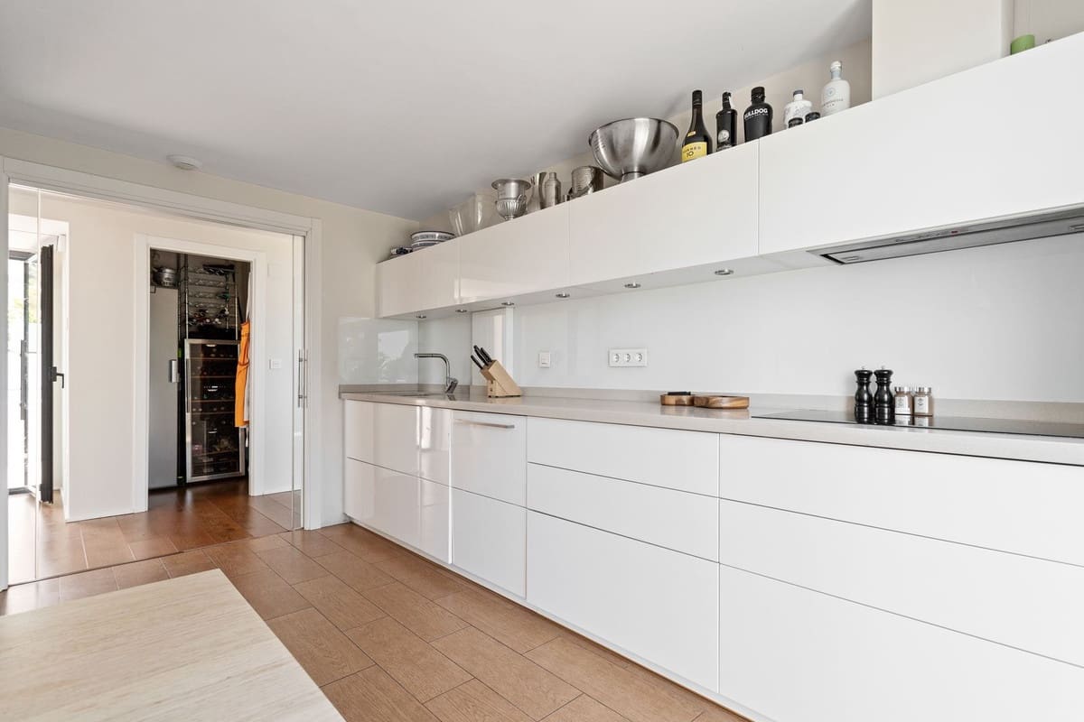 3 sovrum Villa till salu i Mijas med pool garage - 1 445 000 € (Ref: 9540421)