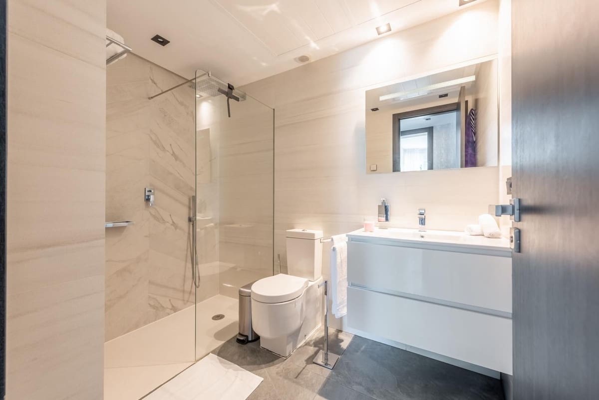 3 sovrum Takvåning till salu i La Quinta med pool garage - 1 450 000 € (Ref: 9540425)