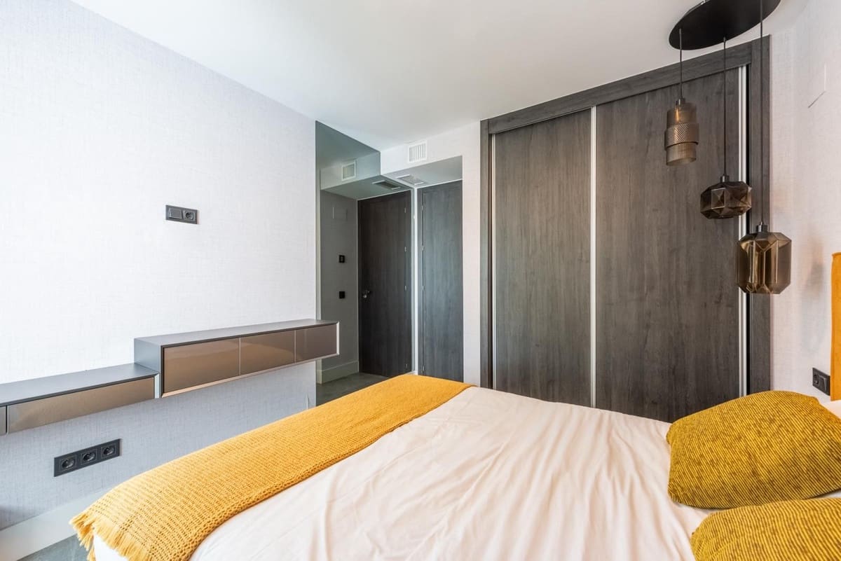 3 sovrum Takvåning till salu i La Quinta med pool garage - 1 450 000 € (Ref: 9540425)