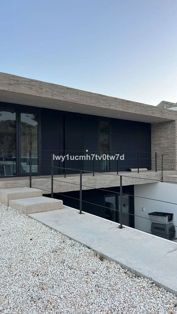 4 soveværelse Villa til salg i Benalmadena med swimmingpool garage - € 1.450.000 (Ref: 9540429)